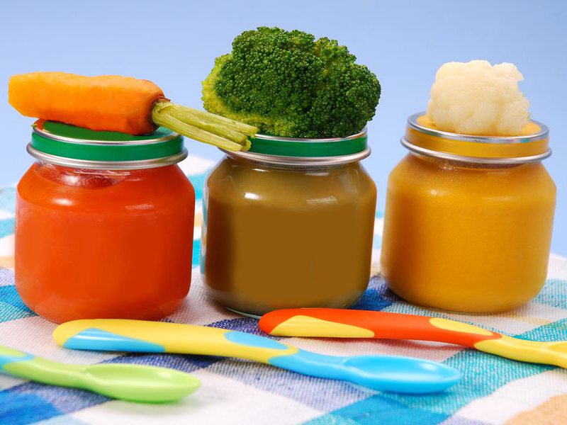 В производственном процессе продуктов питания для детей вода применяется для разных целей: